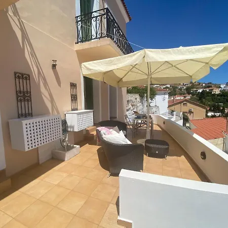 Karmi Stenies Apartman Ándros