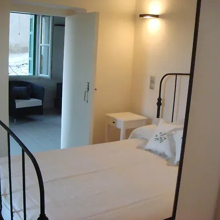 Karmi Andros * Steniaí