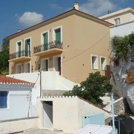 Apartament Karmi Andros