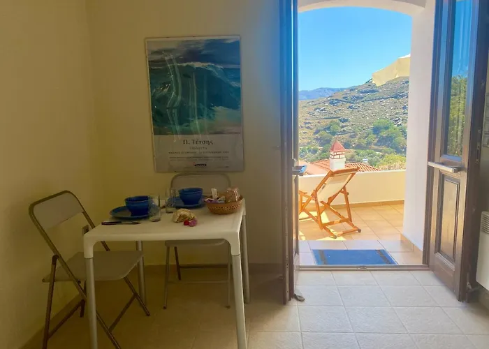 Karmi Andros Στενιές