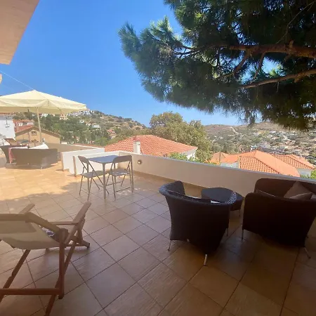 Karmi Andros Apartment