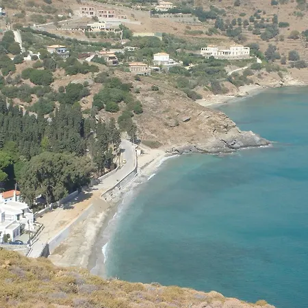 Karmi Andros Apartment
