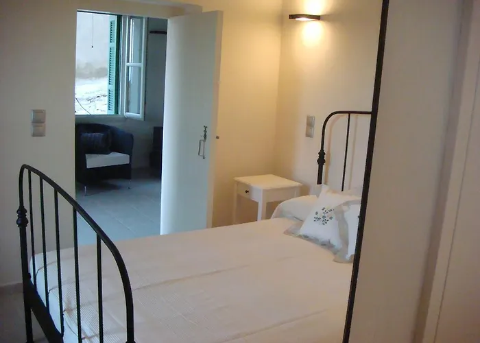 Karmi Andros * Steniaí